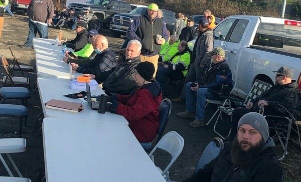 06217c3d06c7f9ee02ca60644d976b73 aWVJP2 - Contractors, local officials clamor to end Seattle-area concrete worker strike