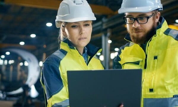 112eef67d2a0ad5d9c59bdf5d0be503e oE1xN4 - Spreadsheets are crushing construction project managers