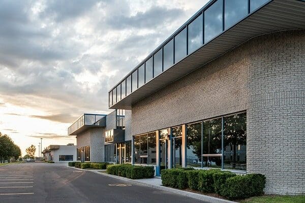 Improved Curb Appeal 1 PLOtPb - How An Improved Curb Appeal Can Help Your Business