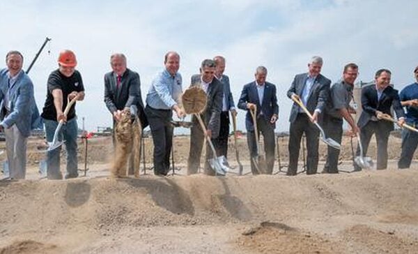 4988204800d6bdab972b7b4dc909900c 05BIqY - World's largest solar-powered steel mill breaks ground in Colorado