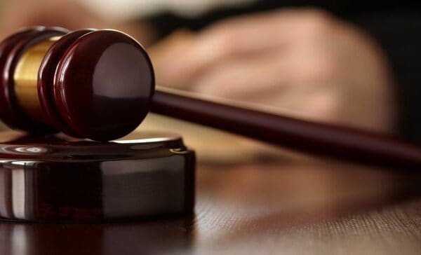bG9jYWw6Ly8vZGl2ZWltYWdlL0dldHR5SW1hZ2VzLTE3NjgxMDc3Mi5qcGc llPlBb - Missouri contractor charged with fraud for minority business claims