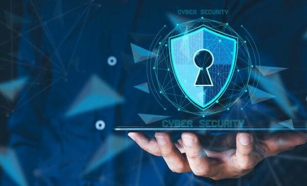 bG9jYWw6Ly8vZGl2ZWltYWdlL0dldHR5SW1hZ2VzLTEzMTMwNDQzMzUuanBn TU88FZ - 'Security never stops' says CTO on cybersecurity