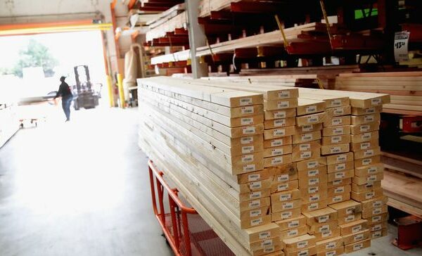 bG9jYWw6Ly8vZGl2ZWltYWdlL0dldHR5SW1hZ2VzLTgyMzA5NDMwMC5qcGc R9cSHN - 5 ways to manage suppliers during disruption