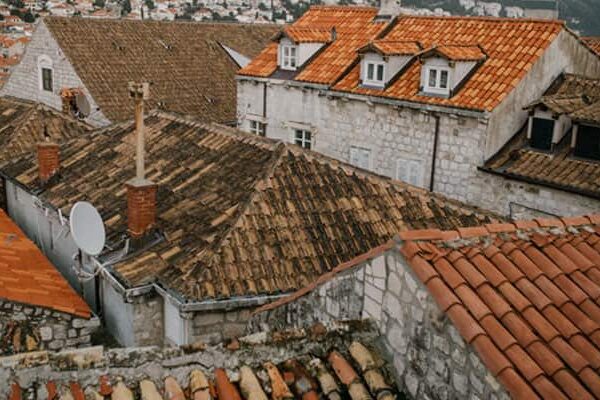 5 Signs of a Bad Roofing Job min e1Hecn - 5 Signs of a Bad Roofing Job