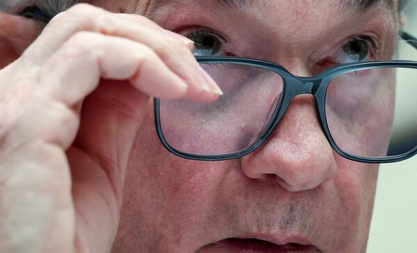 bG9jYWw6Ly8vZGl2ZWltYWdlL0dldHR5SW1hZ2VzLTE0MDQ2OTA2MTQuanBn NqGxXC - Fed inflation fight 'highly likely to involve some pain': Powell