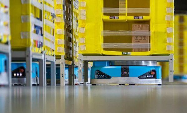bG9jYWw6Ly8vZGl2ZWltYWdlL2Rvd25sb2FkX08zRE91SlIud2VicA nhm6dm - Amazon unveils first fully autonomous mobile robot