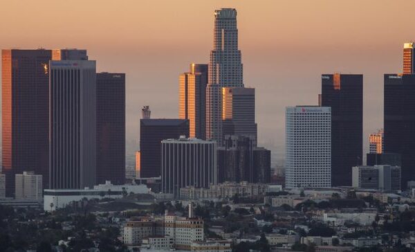 bG9jYWw6Ly8vZGl2ZWltYWdlLzEwMTcyMDA5X0dyaWZmaXRoUGtfMTgxMzYuanBn lWGS4o - Los Angeles pilots digital twin project to aid building decarbonization