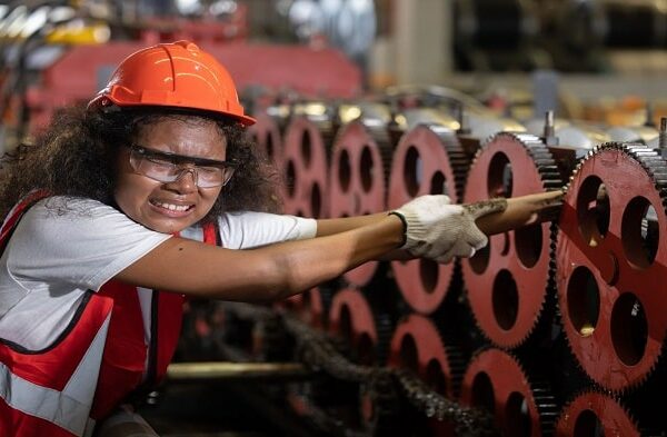 Safety Measures When Working With Machinery d7Gzfw - 3 Safety Tips When Working With Machinery