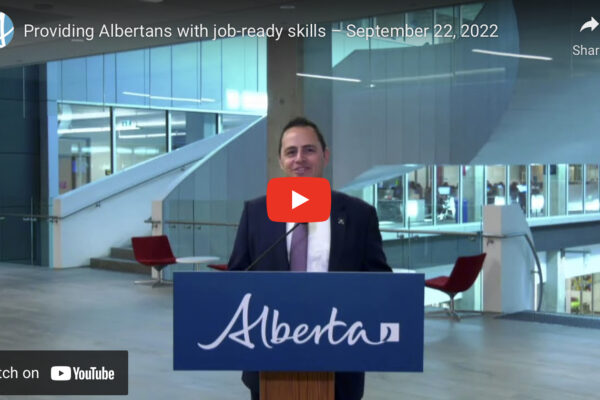 MicroCredentialsPresser J5KrXZ - Providing Albertans with job-ready skills