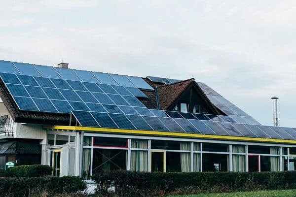 How to Calculate How Many Watts You Need for Your Solar Generator