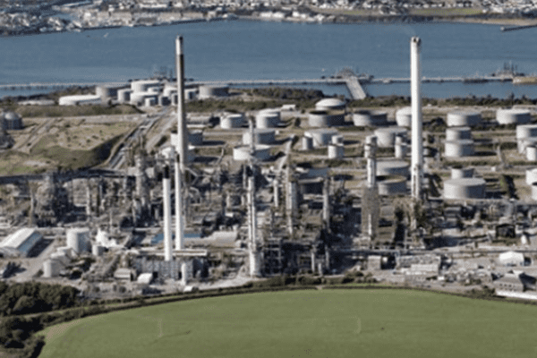 Welsh refinery construction workers win 11% pay rise