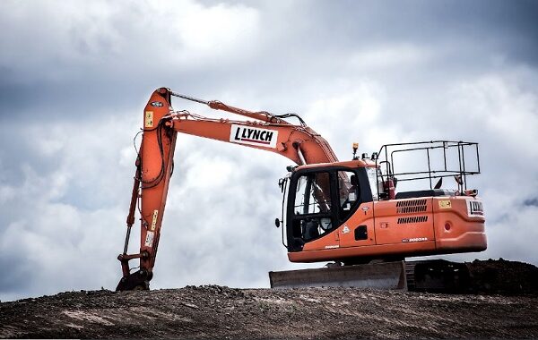 Everything you need to know about operating heavy machinery in Winter