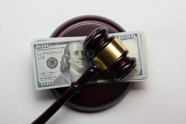 Defunct Katerra sues former CFO for bonus