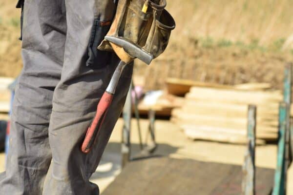 Friday deadline for Manitoba survey on apprentice wages