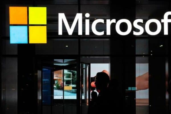 Microsoft plans $1B Wisconsin data center campus