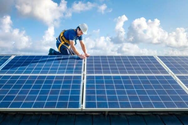 Mortenson pilots Sarcos robots on solar installation project