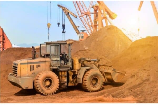 Comparing Open-Cut Mining and Underground Mining