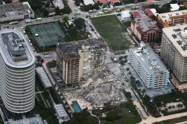 Champlain Towers’ pool deck not up to code, NIST officials say