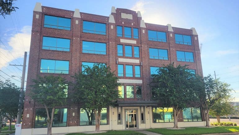 Chicagoland contractor opens new Tampa office