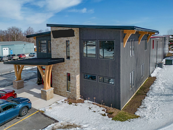 The Commercial and Industrial Award for a warehouse addition and new office was designed by HFH Inc. and DesignLogix Engineering Inc.