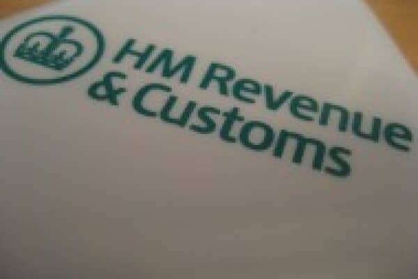 HMRC construction tax helpline takes 12 week holiday