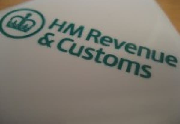 HMRC construction tax helpline takes 12 week holiday