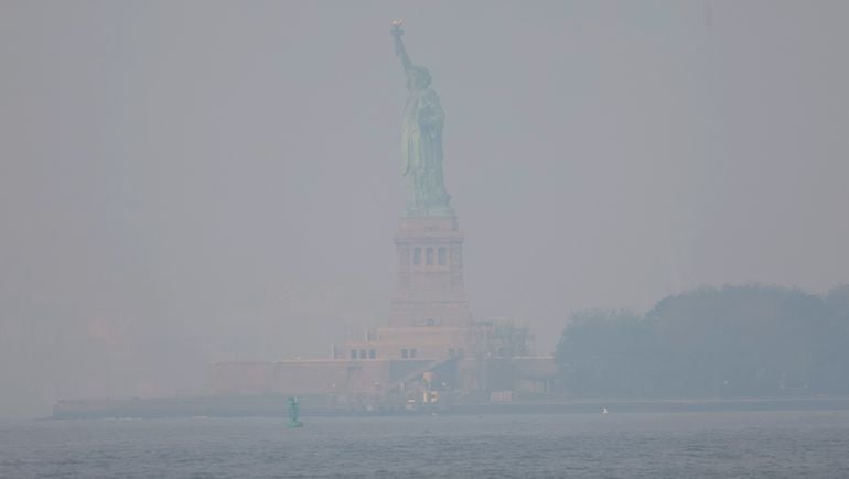 Readers Respond: Contractors call for industrywide air safety mandate