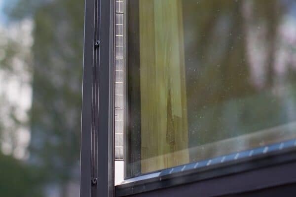 Windows of The Future - From Glass To Solar Power Generators