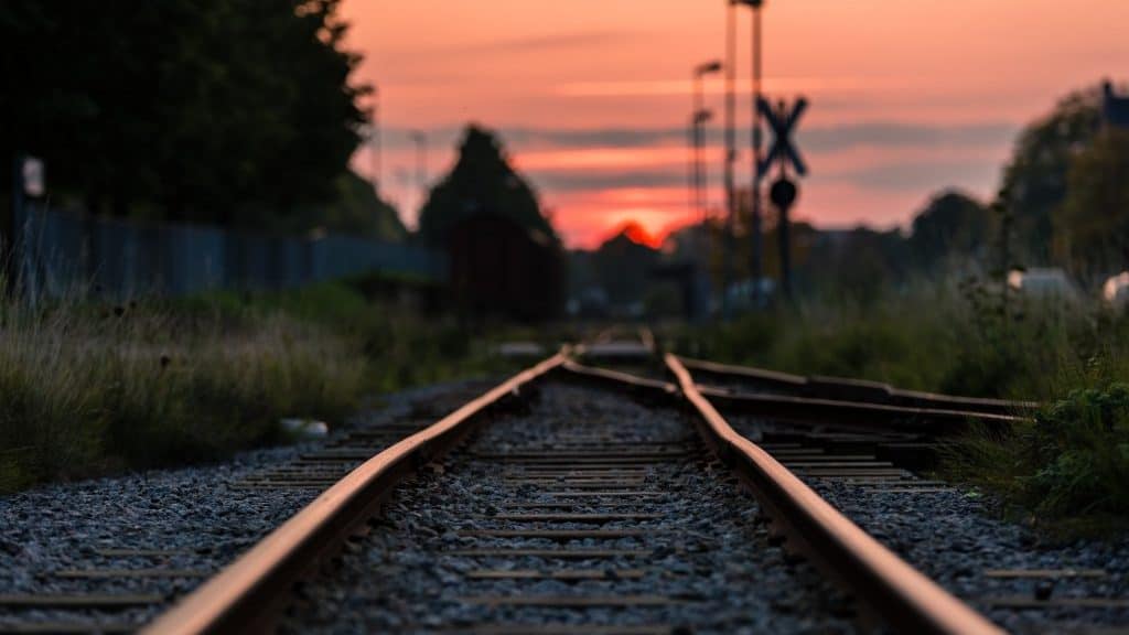 Feds slow down timeline for faster Toronto Quebec City railway