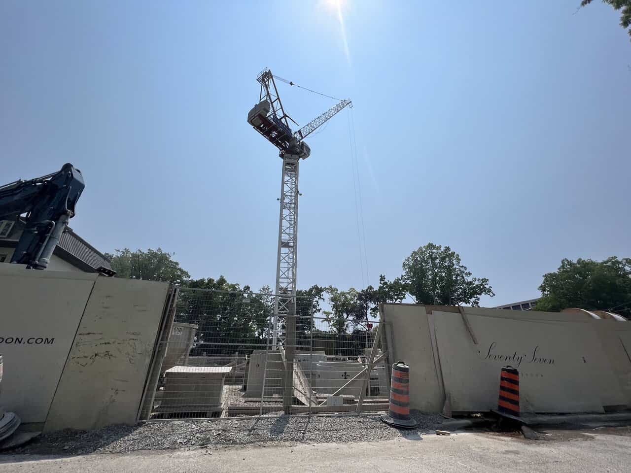Maison 77 Clarendon Moves Ahead with Crane Installation - Construction News