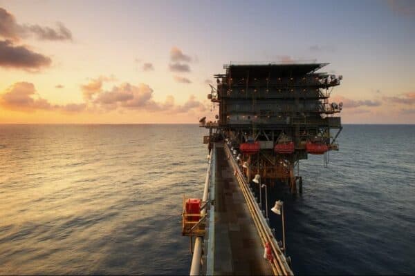 No injuries after timber beam falls from Hibernia offshore oil platform