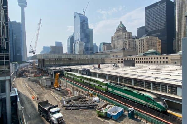 Shops Filling Out Union Station While Construction Continues for New Platforms