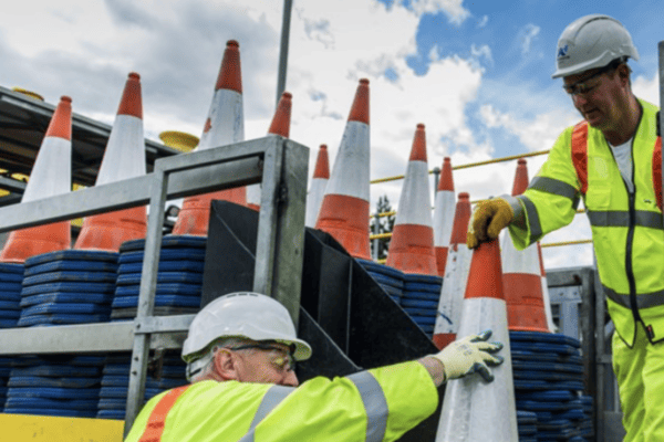Trio renew £167m M25 upkeep deal
