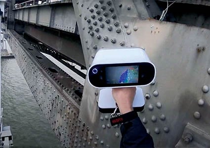 lead 4 2 - The groundbreaking benefits of scanning technology, 185 feet over San Francisco Bay  