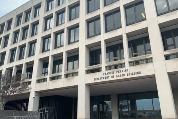 DOL proposes $55K overtime rule threshold, automatic 3-year updates