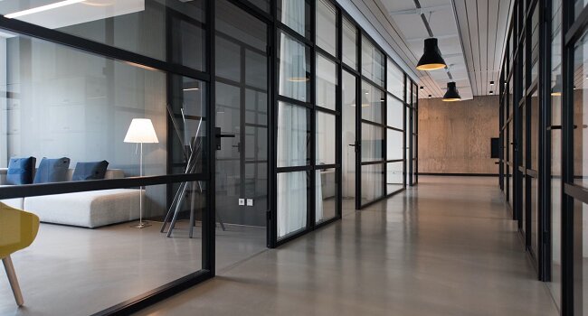 Glass Building Materials1 - The Advantages and Aesthetics of Glass Building Materials in Modern
