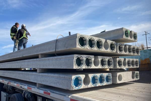 Hectare to distribute precast concrete products