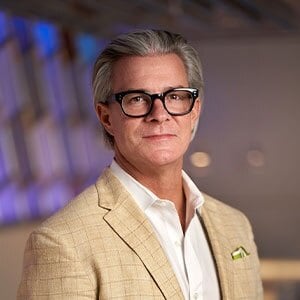 How DIRTT creates dynamic spaces that adapt and evolve in response to changing needs 