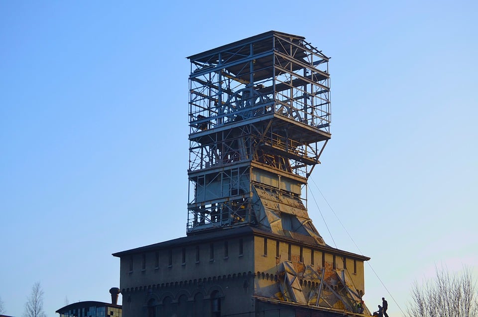 My Midyear’25 Forecast Compared to AIA Consensus « Construction Analytics